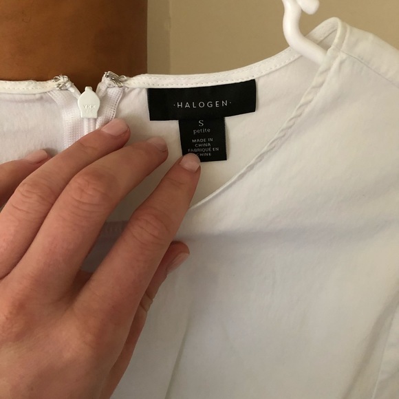 White blouse - Picture 2 of 3